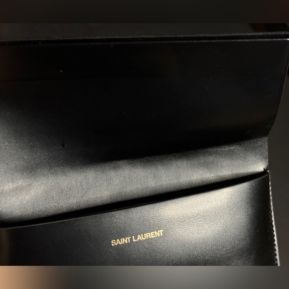 Saint Laurent sunglasses case - Picture 3 of 5